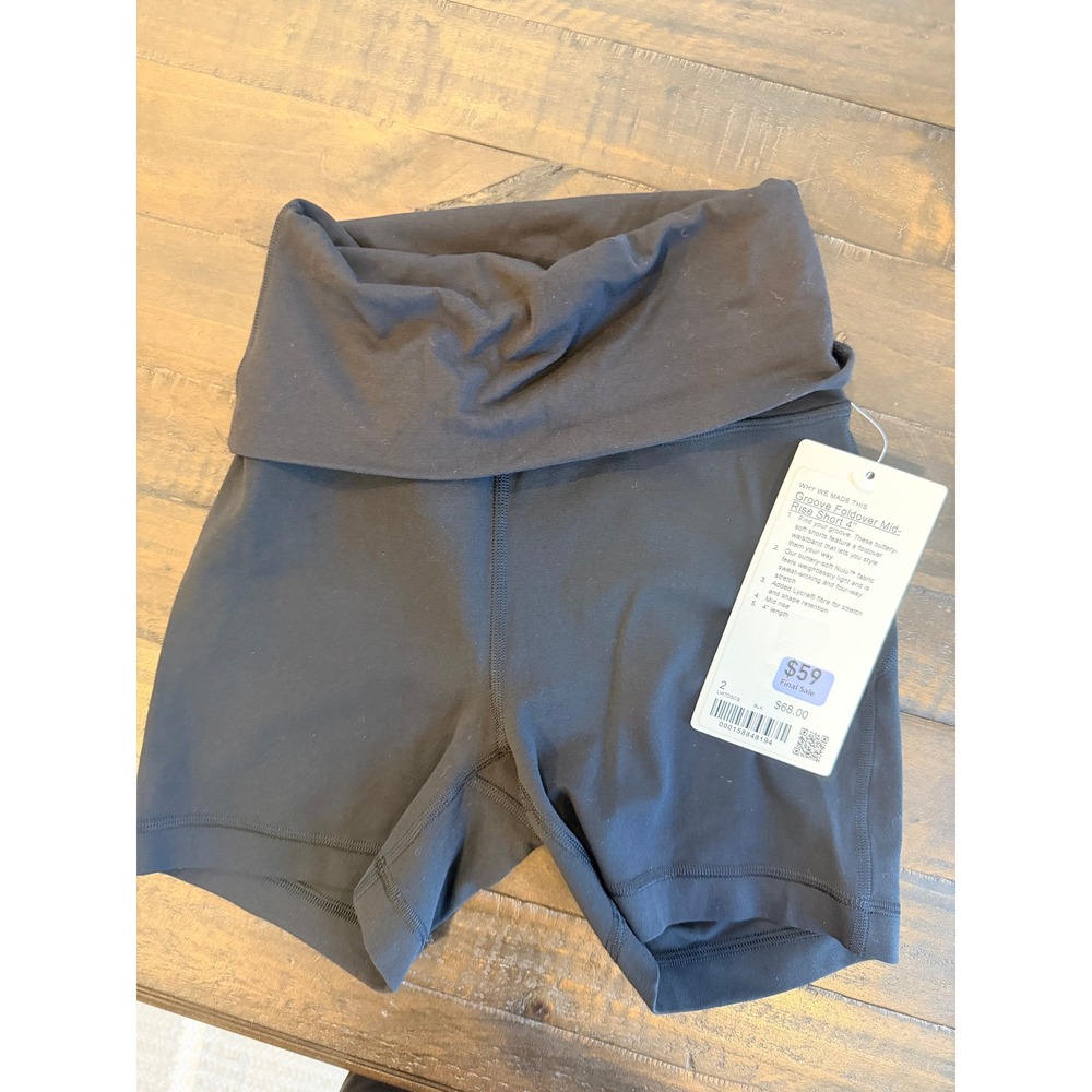 Lululemon Groove Foldover Mid-Rise Short 4 Black Nulu Yoga Shorts LW7DSCS Size 2
